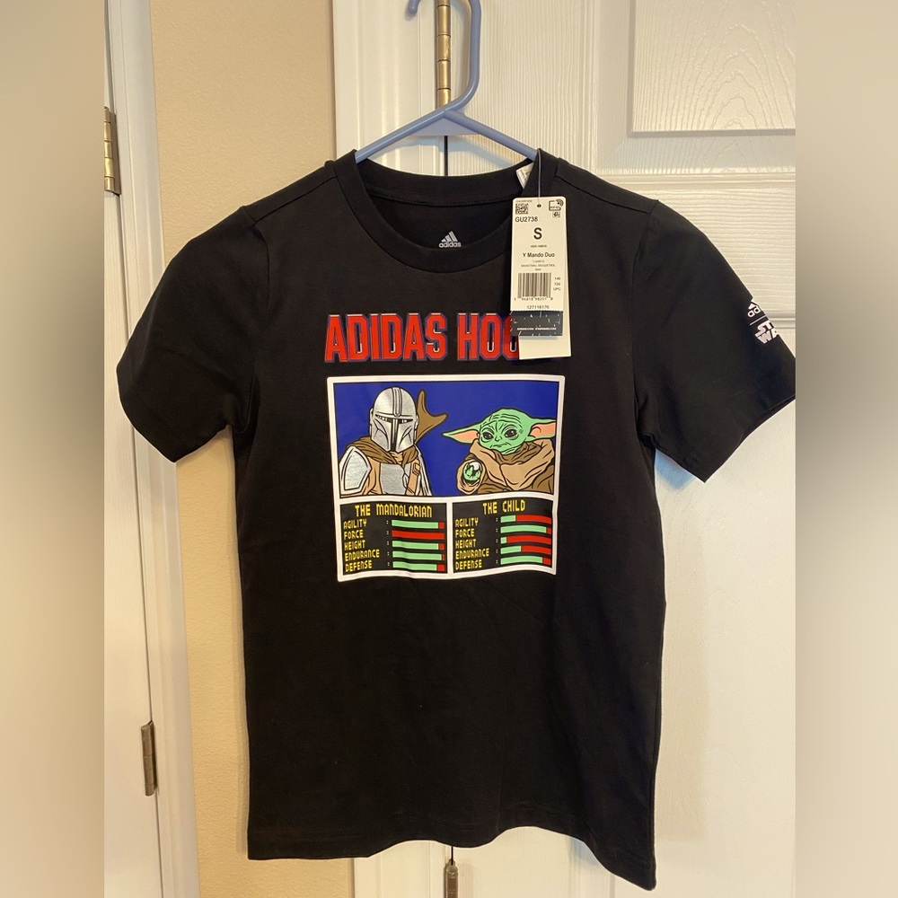 NWT HTF Adidas Star Wars Hoops T-shirt size Youth Small - Mandalorian and Grogu